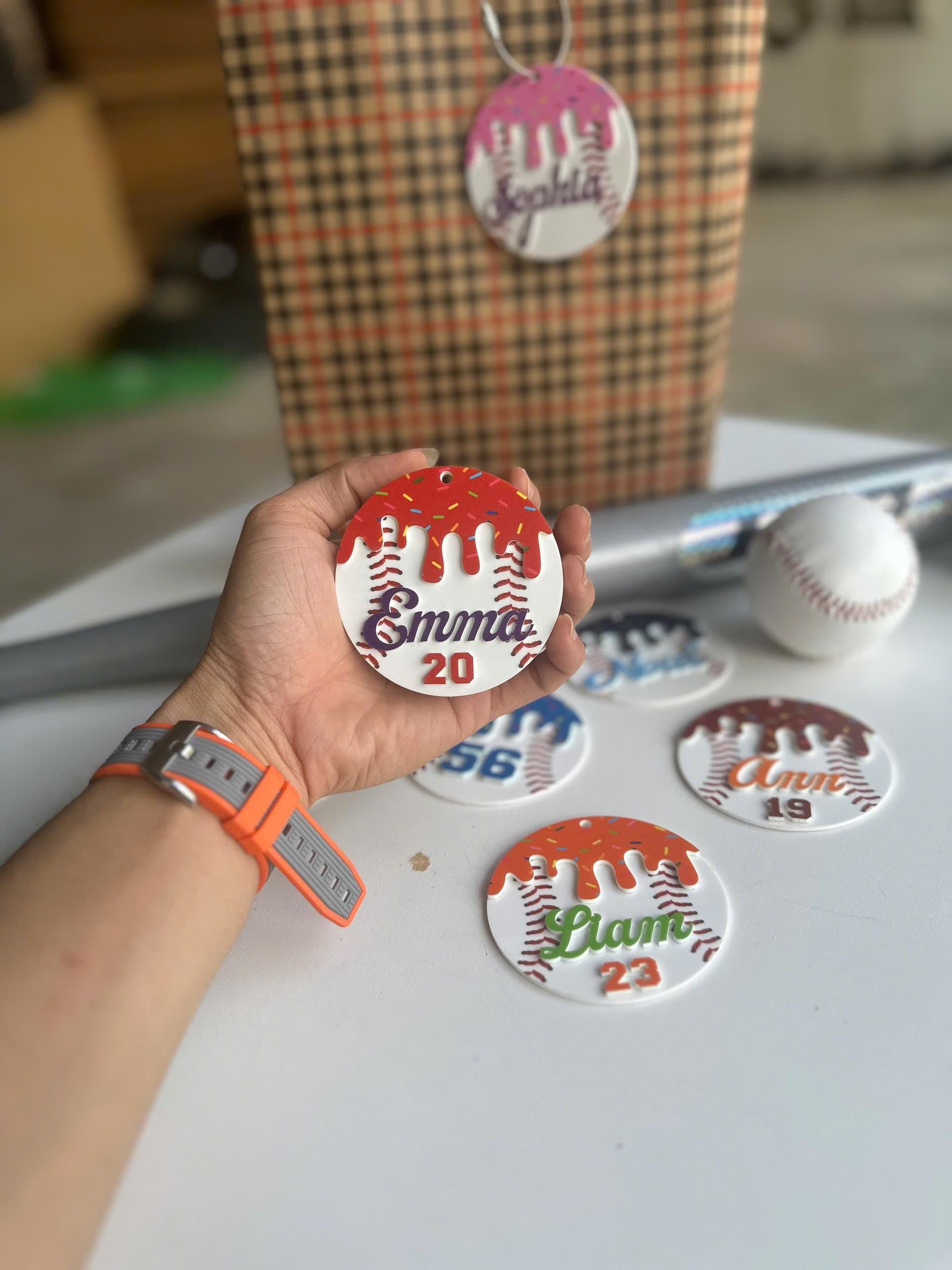 Personalized Baseball Keychain Custom Player Name and Number, Acrylic Baseball Bag Tag, Little League Player Gift, Baseball Team Gift