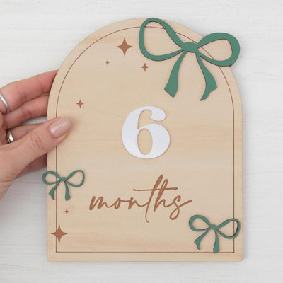 Wooden Baby Monthly Milestone Signs, 1–12 Month Photo Prop Set