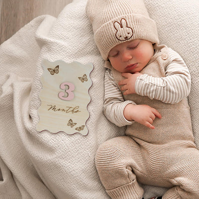 Personalized Monthly Milestones, Wooden Milestone Card, Custom Baby Shower Gift for Girls, Baby Name Sign for Hospital, Gift for Newborn