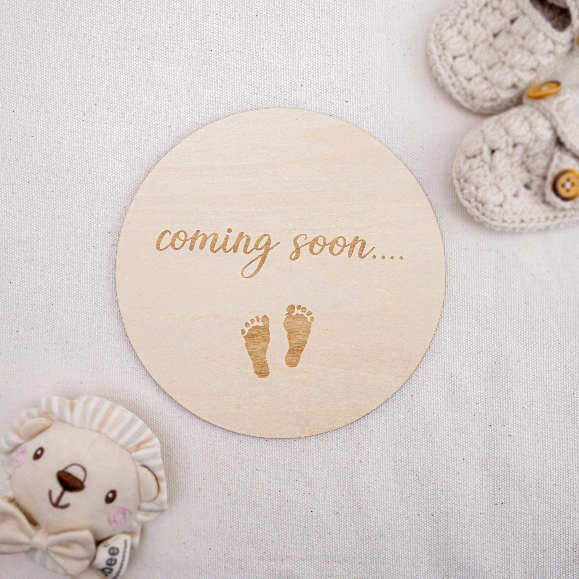Wooden Pregnancy Announcement Sign, Baby Reveal Announcement, Coming Soon Sign, Baby Announcement Sign, Baby Announcement,Expecting Mom Gift