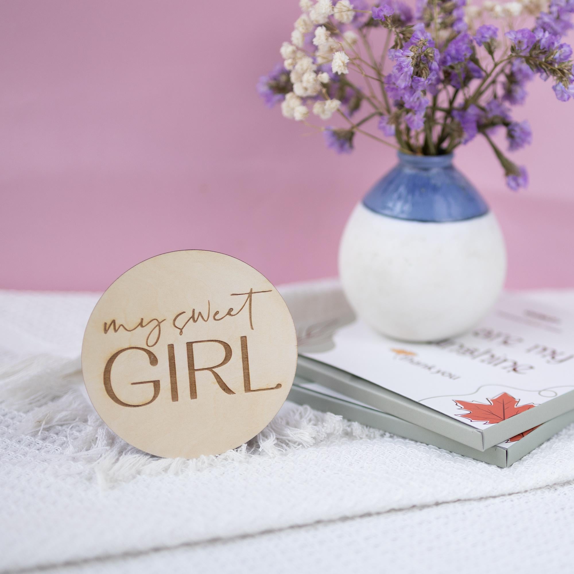 Gender Suprise Newborn, Baby Announcement Sign, Surprise Gender Reveal Announcement Sign, Gender Reveal Sign For Hospital, Baby Photo Props