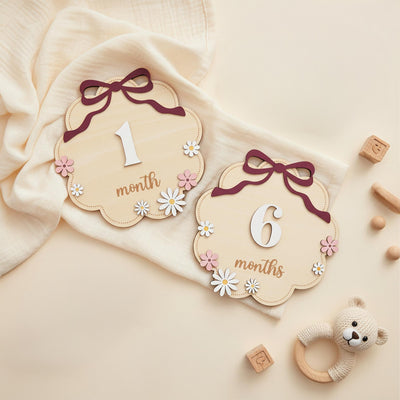 Wooden Baby Milestone Numbers Sign 1–12 Months Floral Design