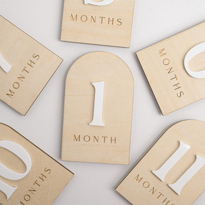 Modern Baby Milestone Cards, Wooden Baby Monthly Milestone, Baby Photo Prop Newborn, Newborn Keepsake Gift, Monthly Milestone Discs
