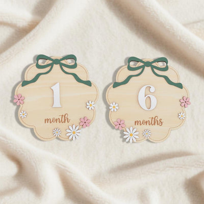 Wooden Baby Milestone Photo Props with Numbers 1–12 Months