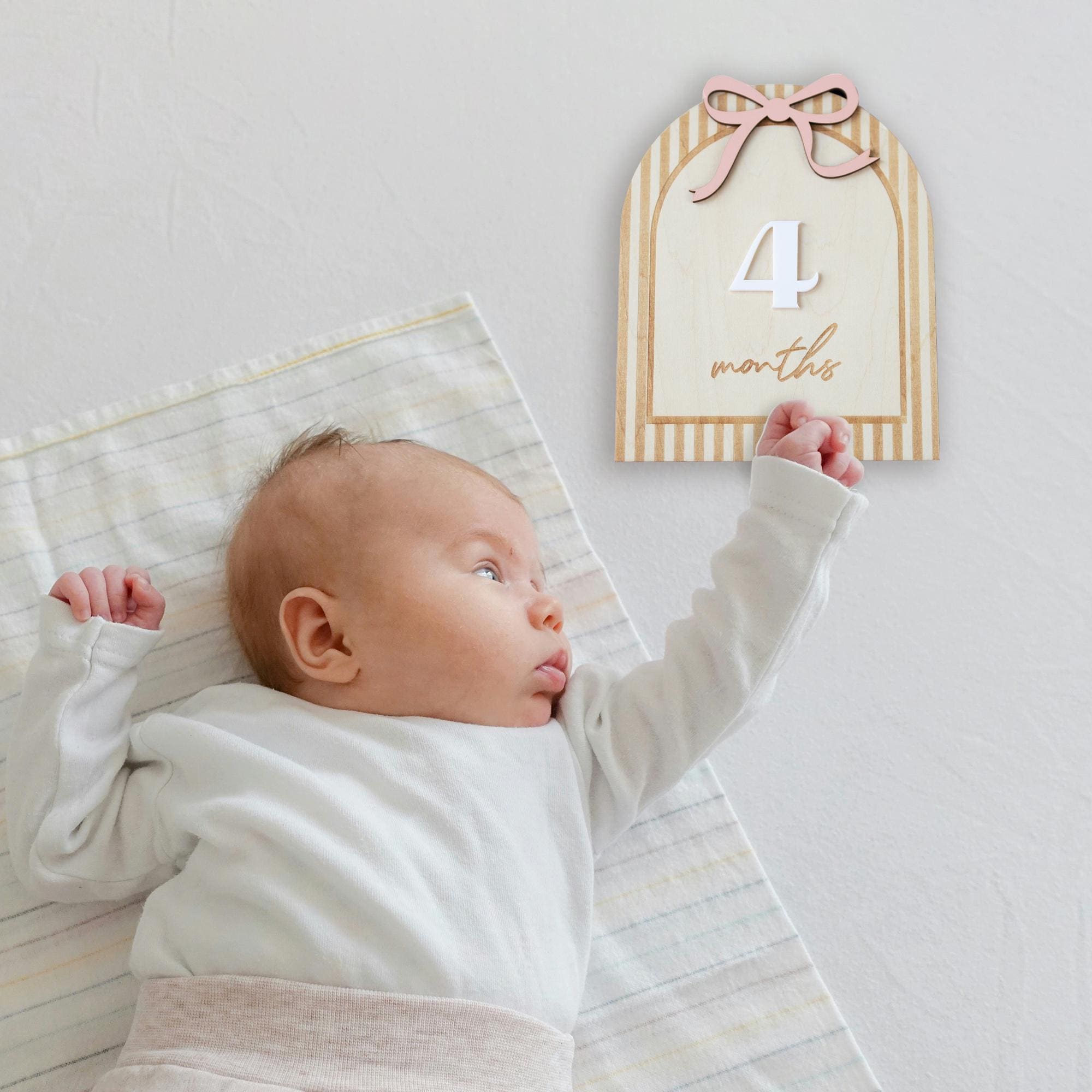 Wooden Baby Monthly Milestone Sign, Pink Bow Baby Girl Milestone Marker, Baby Photo Prop, Baby Girl Month Milestone, Baby Keepsake Sign