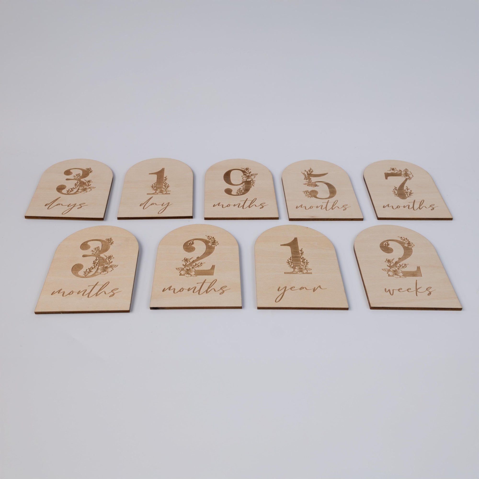 Baby Milestone Set, Monthly Milestones, Hello World Milestone Cards, Newborn Gift, Baby Shower Gift, Wooden Baby Monthly Milestone Markers