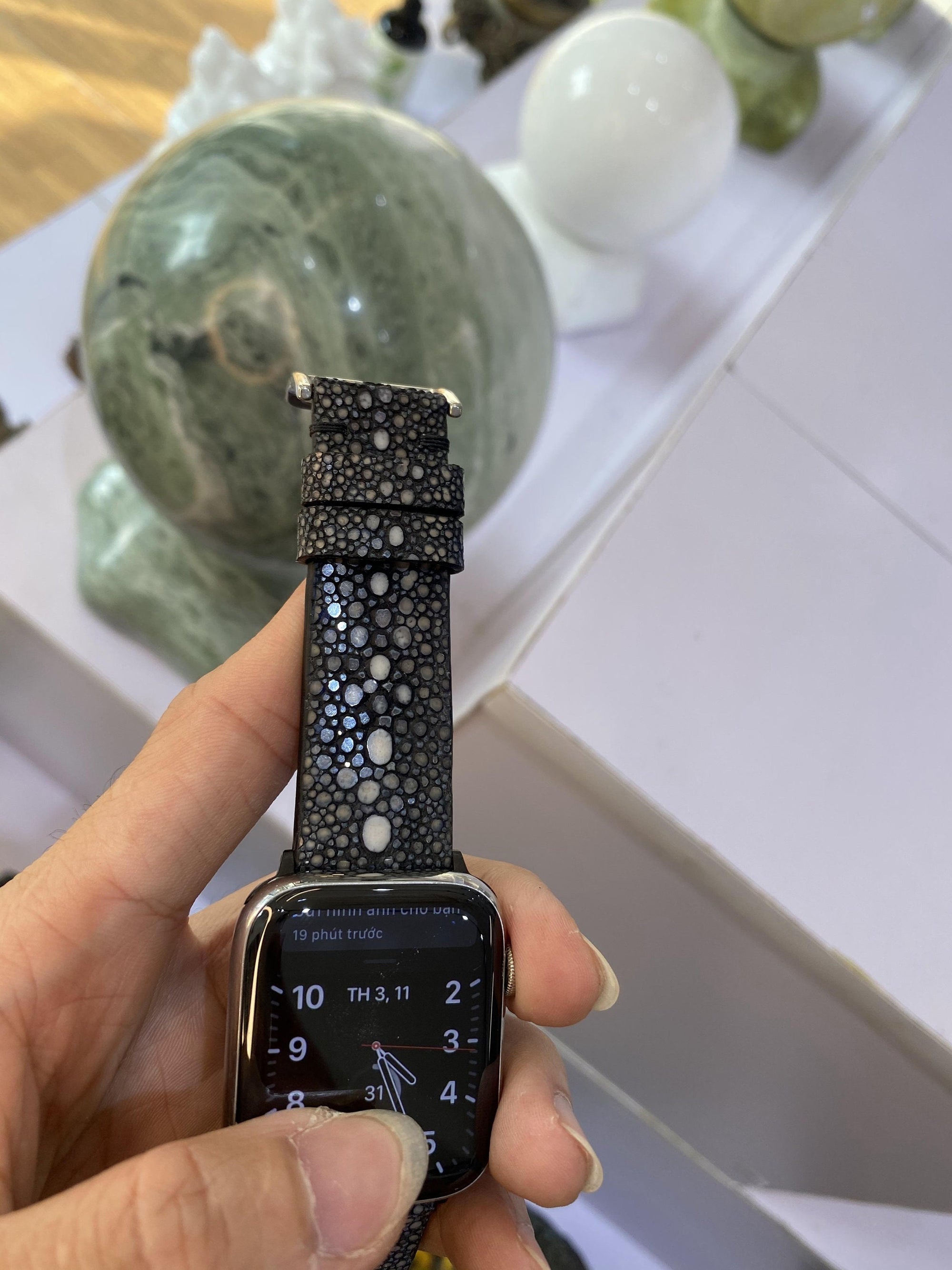 Handmade Stingray Leather Apple Watch Band: Custom Sizes