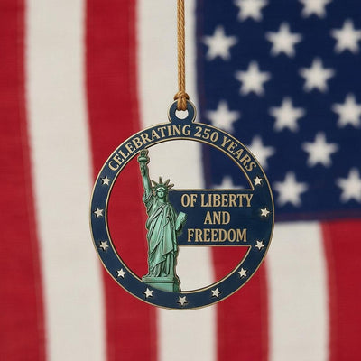 USA 250 Years Liberty Ornament, Semiquincentennial Gift, 1776-2026 Statue of Liberty Decor, America 250 Wooden Milestone Gift