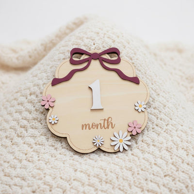 Wooden Baby Milestone Numbers Sign 1–12 Months Floral Design