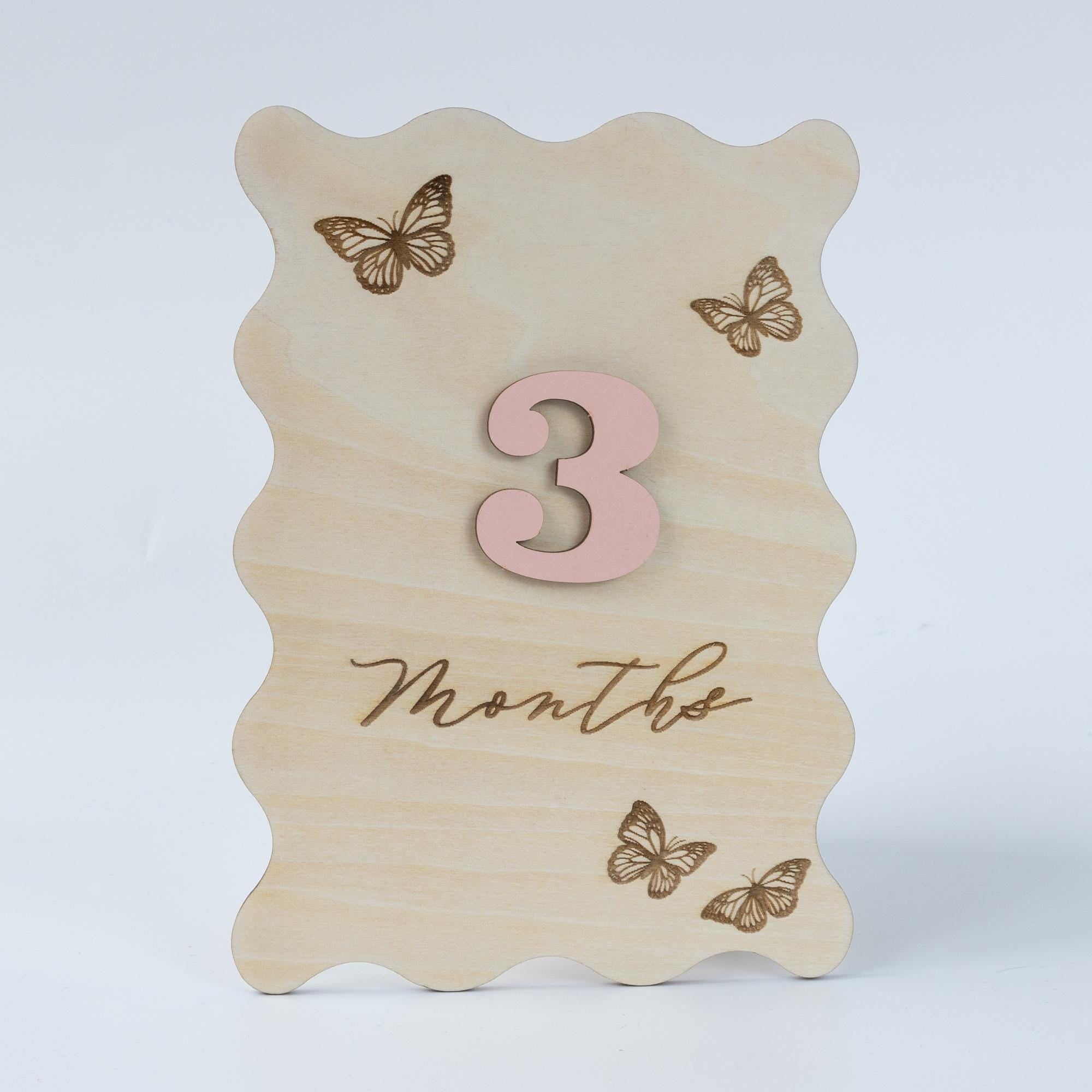 Personalized Monthly Milestones, Wooden Milestone Card, Custom Baby Shower Gift for Girls, Baby Name Sign for Hospital, Gift for Newborn