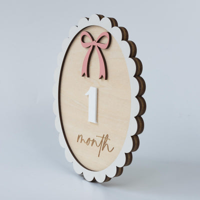 Wooden Baby Milestone Marker with Interchangeable Numbers, Baby Girl Monthly Milestone Sign, Baby Shower Gift, Baby Monthly Milestone Board