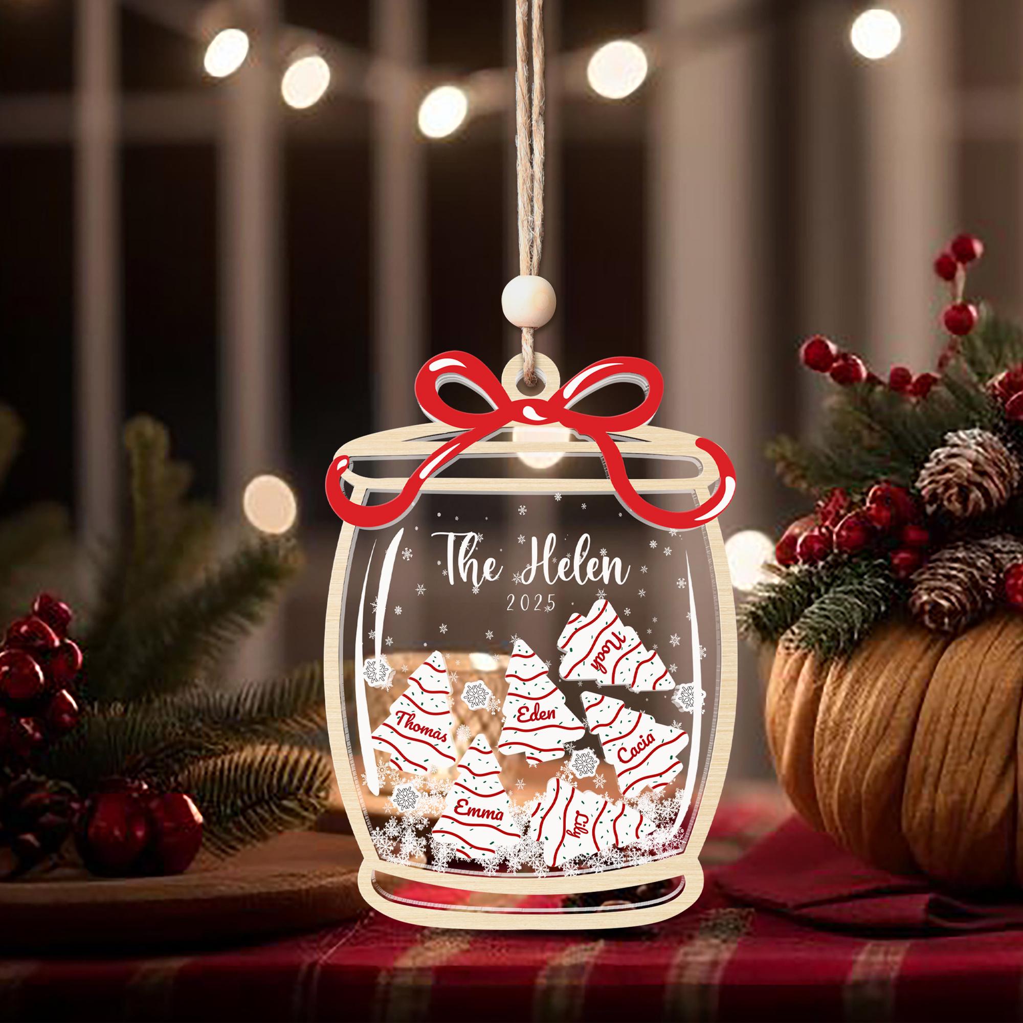 Personalized Family Christmas Ornament: 3D Shaker Keepsake, Custom Names & Year 2025