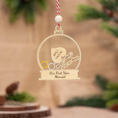 Personalized First Christmas Married Ornament, Wedding Keepsake, Personalized Wedding Gift, Couples Ornament, Custom Gift For Bride Groom