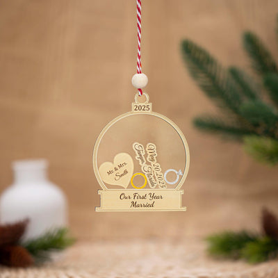 Personalized First Christmas Married Ornament, Wedding Keepsake, Personalized Wedding Gift, Couples Ornament, Custom Gift For Bride Groom
